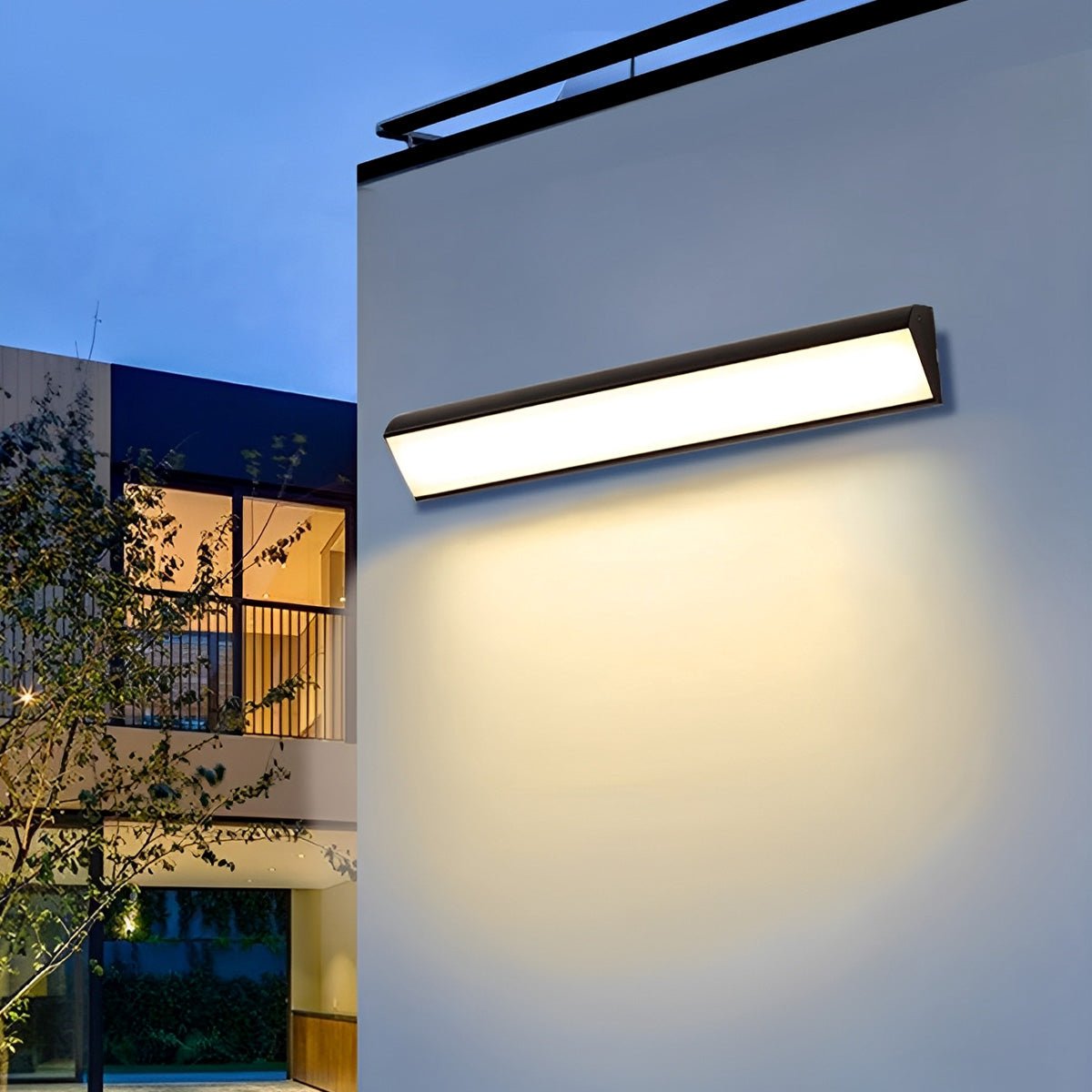 Liora Modern Outdoor Wall Light – Sleek LED Design for Stylish Garden Illumination 0