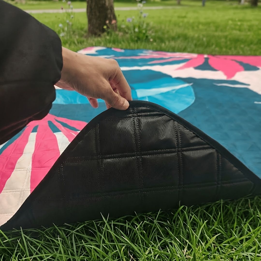 Ovela Large Picnic Mat – Waterproof Three-Layer Design for Outdoor Comfort 2