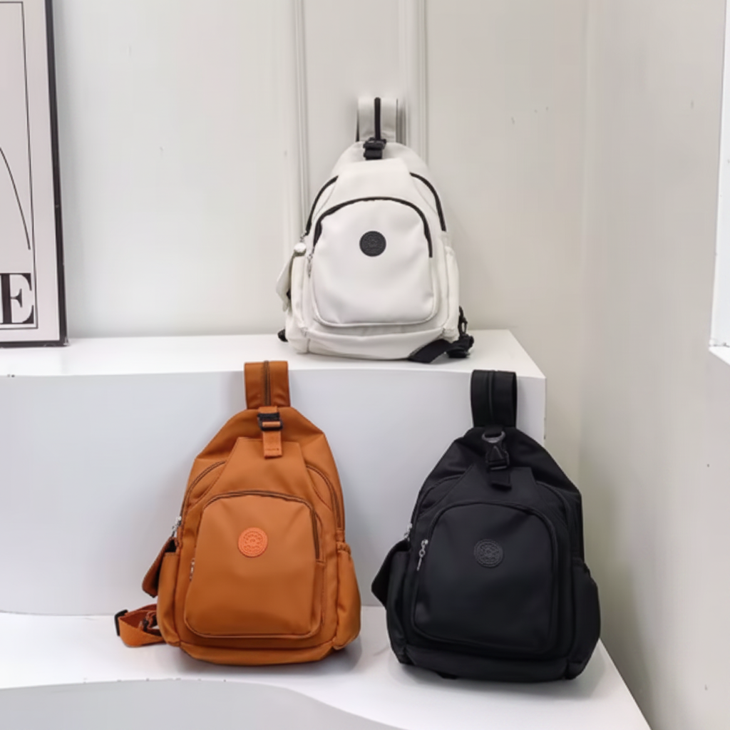 StealthCarry Crossbody Bag – Slim Anti-Theft Travel Companion