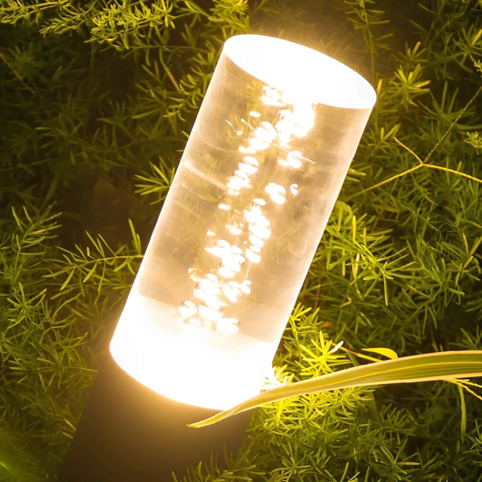 Everglow Outdoor Black Pathway Light – Modern LED Garden Illumination for Safe Walkways 4