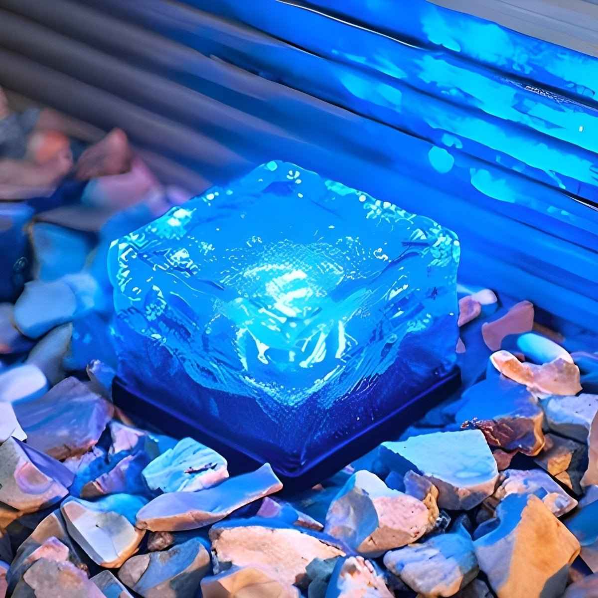 Frostiva Outdoor Solar Garden Lights – Unique Ice Cube Design for Pathway Illumination 5