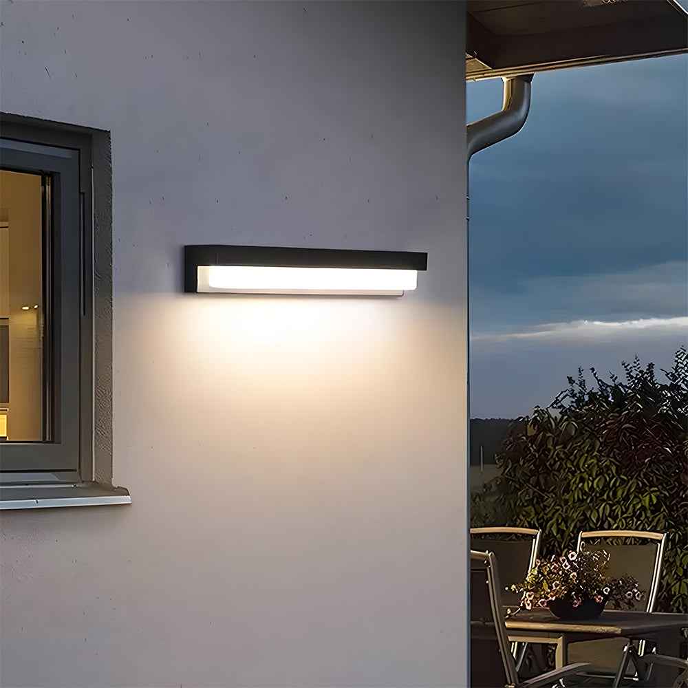 Nexora Outdoor Wall Light – Modern Solar-Powered Design for Eco-Friendly Illumination 5