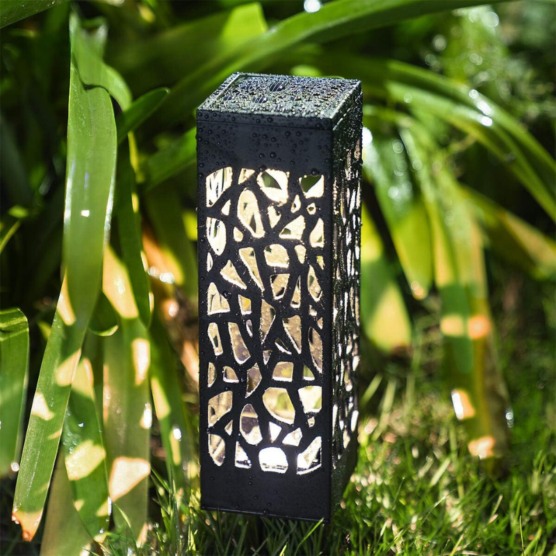 Noctira Outdoor Solar Lantern – Artistic LED Design for Gardens and Patios 3