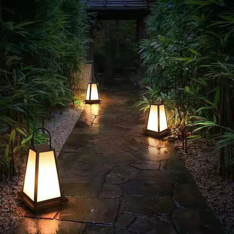 Pavo Outdoor Garden Lamp – Elegant Waterproof IP65 LED Lighting for Gardens 1