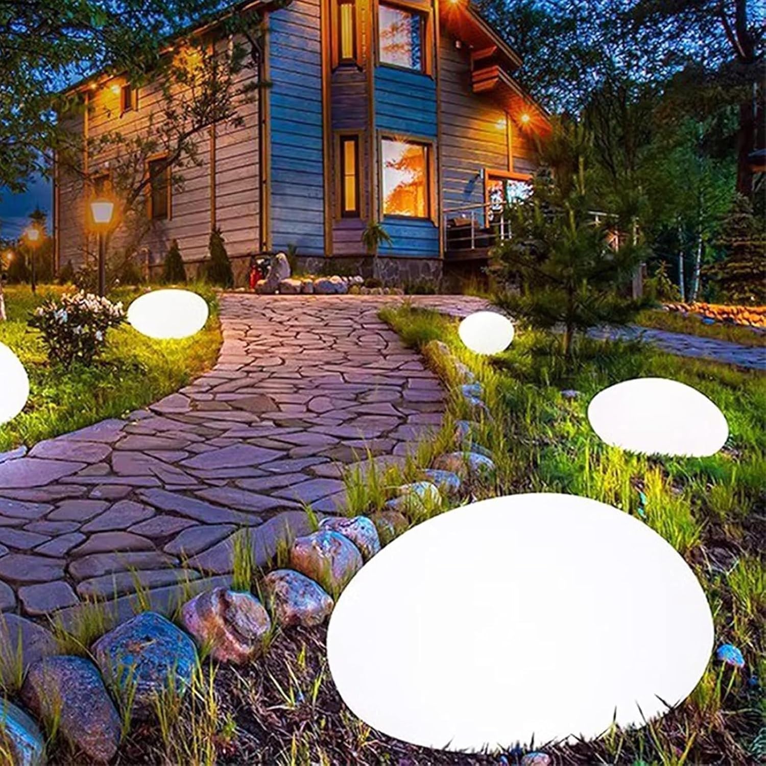 Solara Outdoor Solar Garden Light – Waterproof Cobblestone Design for Garden Ambiance 0