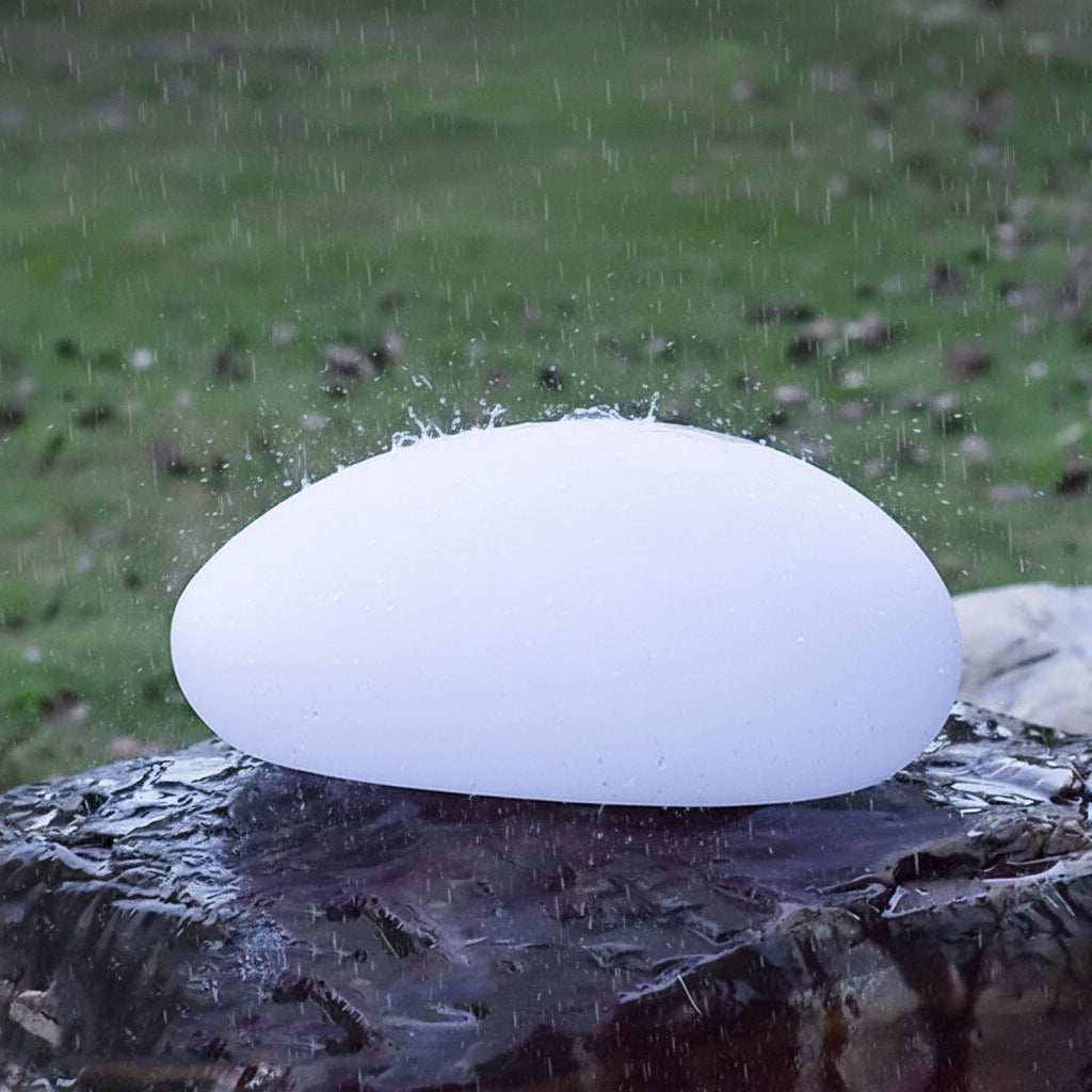 Solara Outdoor Solar Garden Light – Waterproof Cobblestone Design for Garden Ambiance 4