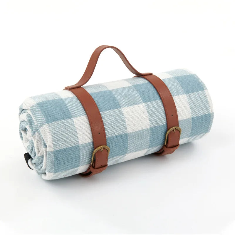 WaveFold Outdoor Waterproof Picnic Blanket – Lightweight Comfort for Family Adventures 6